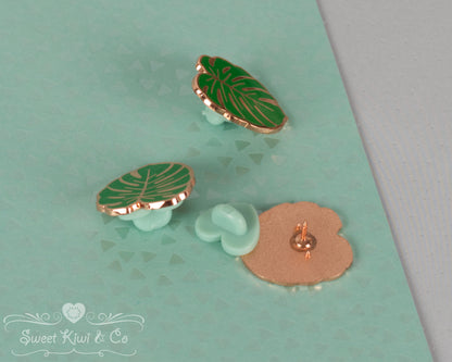 Monstera Deliciousa Leaf - Hard Enamel Pin